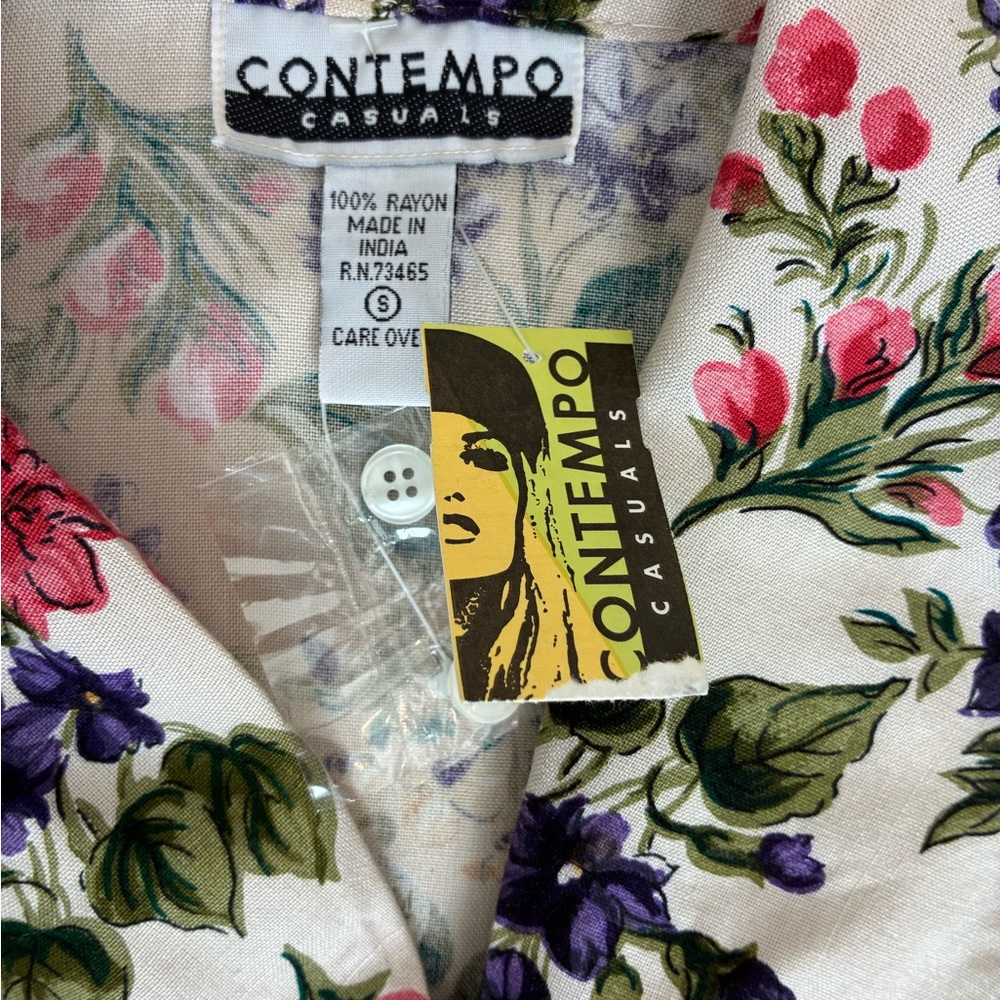 Vintage Contempo Casuals Floral Top - Picture 9 of 10